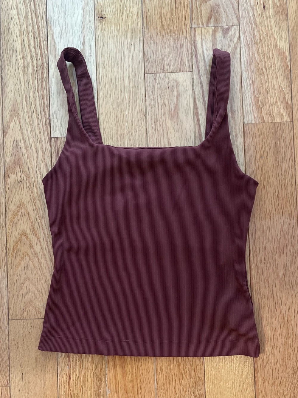 GAP Fit Ribbed Square-Neck Tank Top - Burgundy